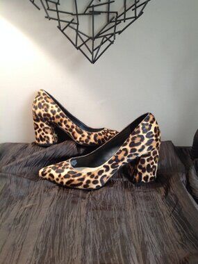 Sole Society Twila Calf Hair Leopard Print Pointed Toe Chunky Heel Pumps 6.5